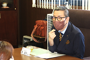 韓校長