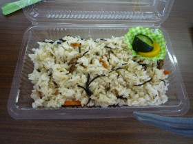 “羊棲菜飯”