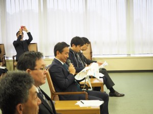 收到知事的評論